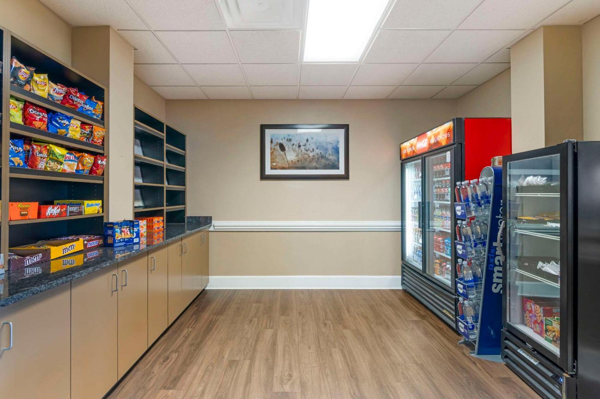 Comfort Inn & Suites Тифтон Екстериор снимка
