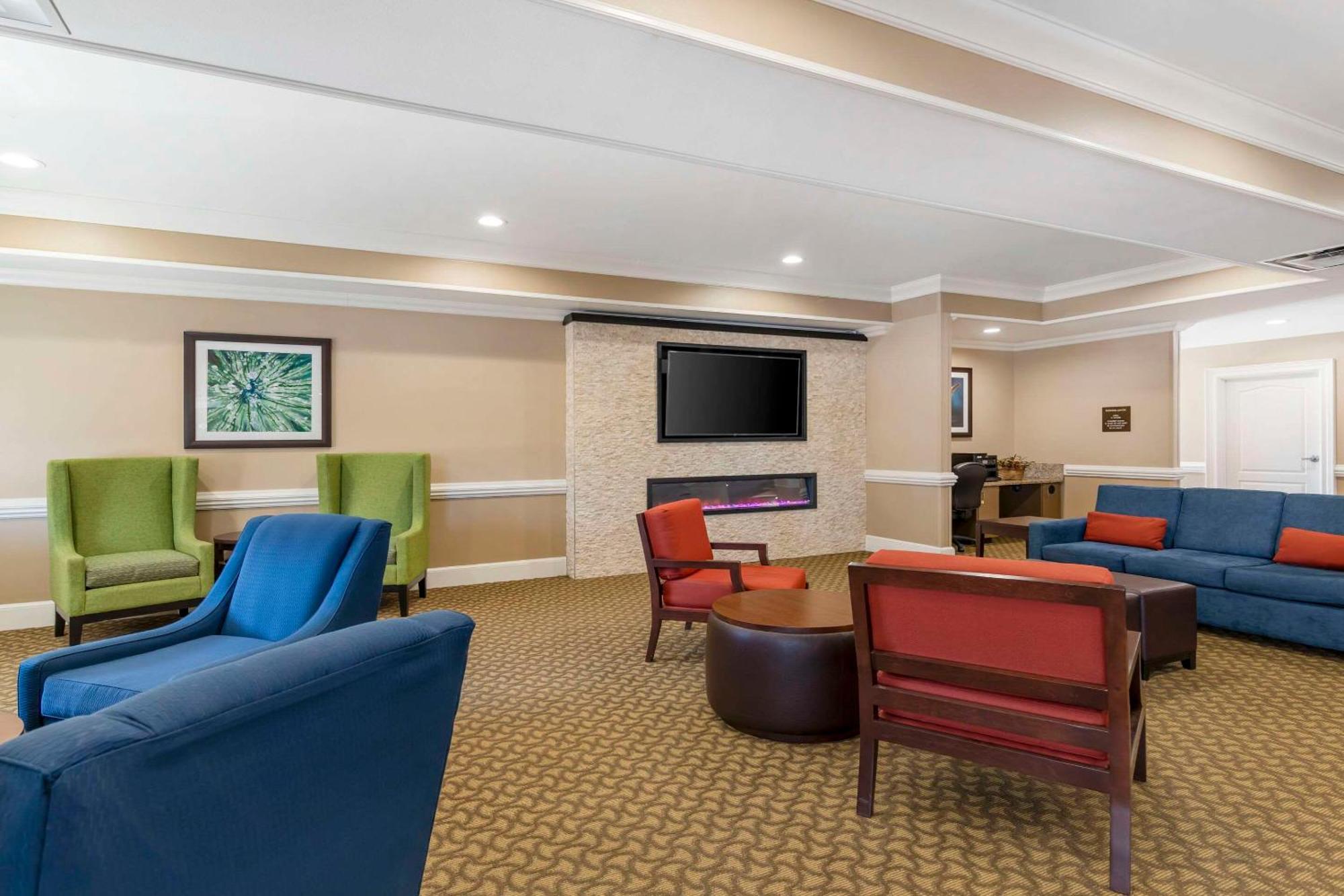 Comfort Inn & Suites Тифтон Екстериор снимка
